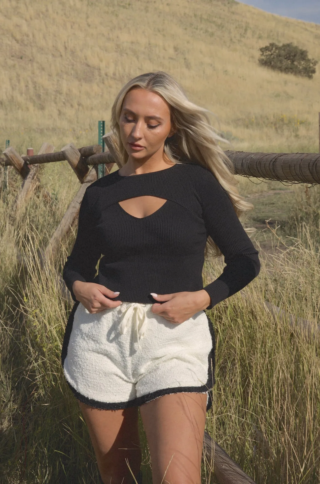 Cut Out Sweater In Black