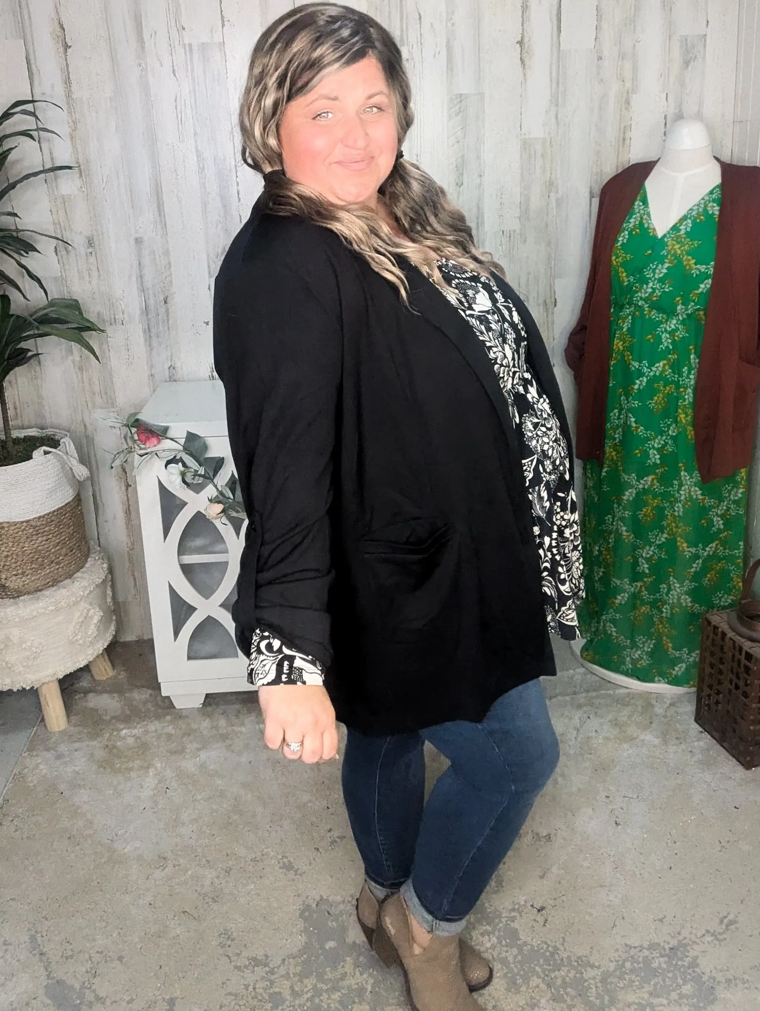 Darby Collared Blazer w/Pockets   Stretch (2 Colors)